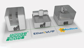 Tři šedé, stylizované stroje jsou umístěny na panelu s logem Ethernet protokolů PROFINET, EtherNet/IP a Modbus TCP